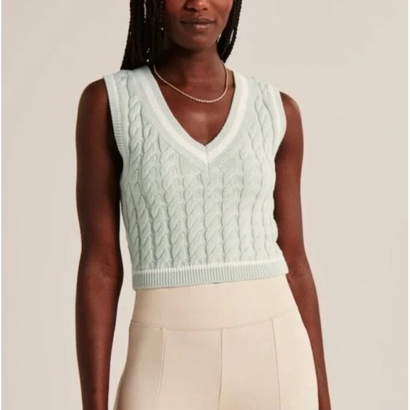 Abercrombie & Fitch Cable Knit Crop Sleeveless Sweater Vest Pullover Pistachio - Picture 1 of 8